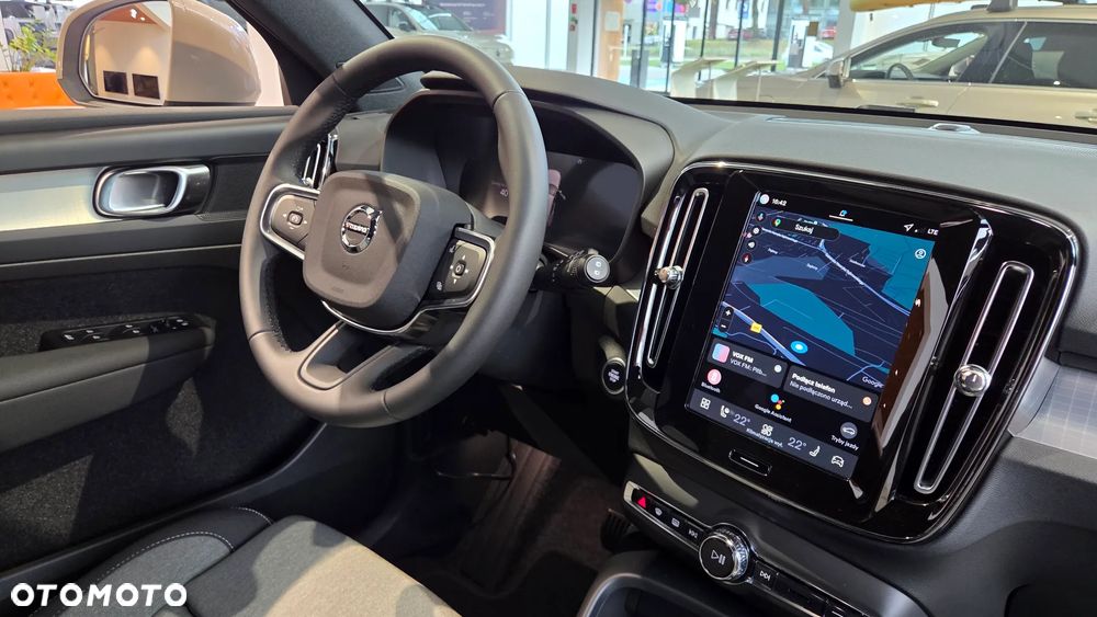 Volvo XC 40 B3 Core - 12