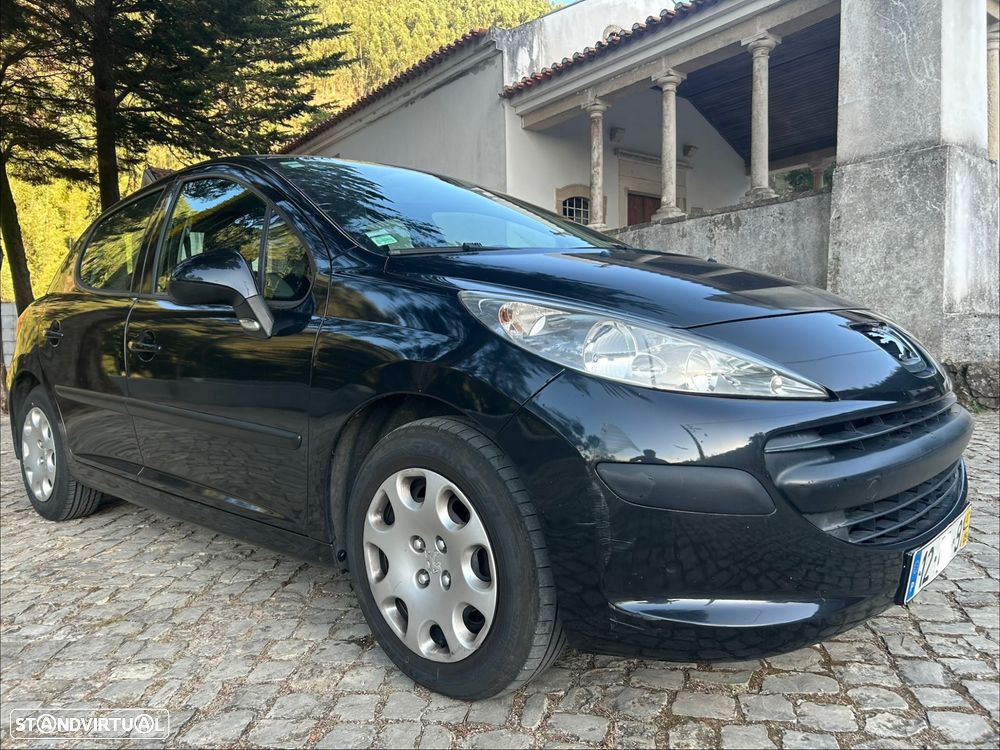 Peugeot 207 - 3