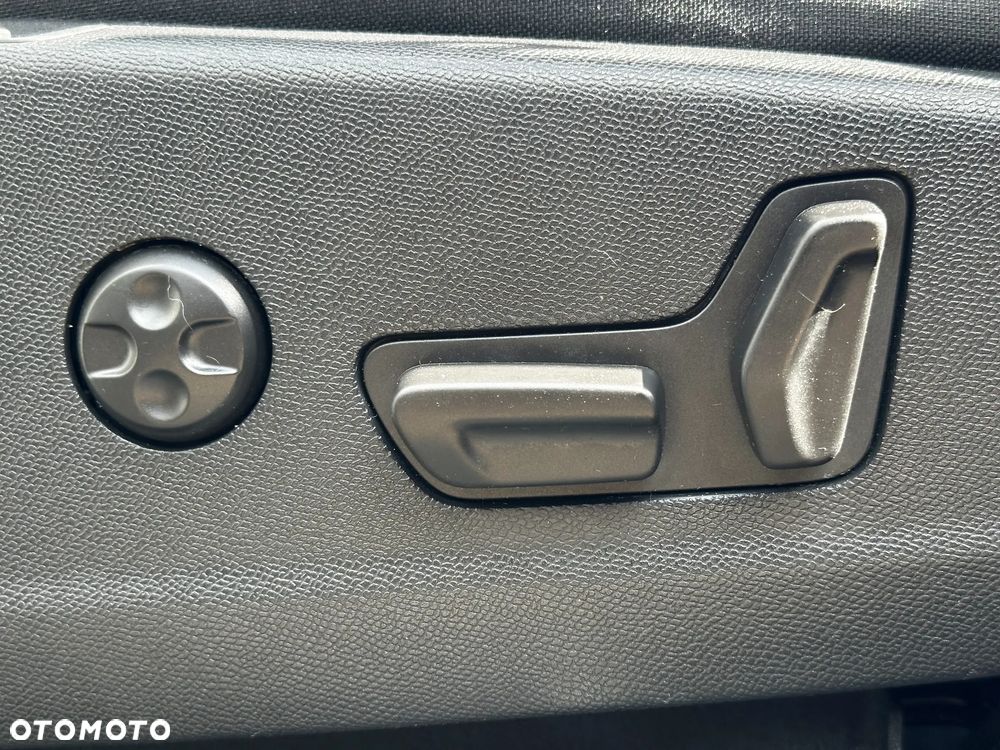 Peugeot 3008 BlueHDi 180 Stop & Start EAT8 GT - 25