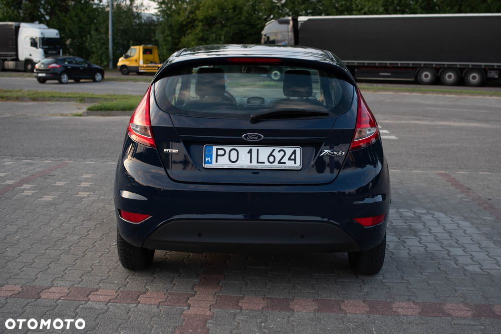 Ford Fiesta 1.4 TDCi Ambiente - 12