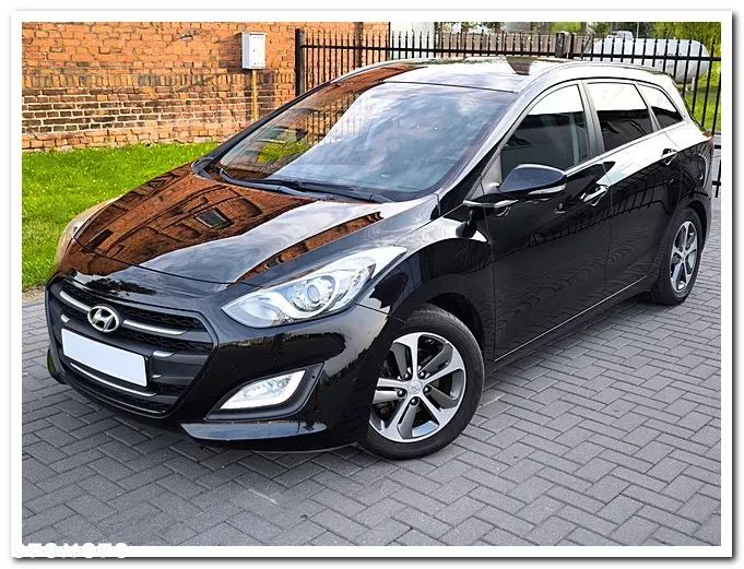 Hyundai i30 1.6 Automatik Style - 1