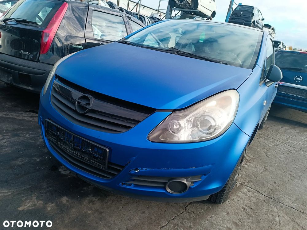 Opel corsa D z silnikiem 1.3 CDTI i skrzynią manualną - 1