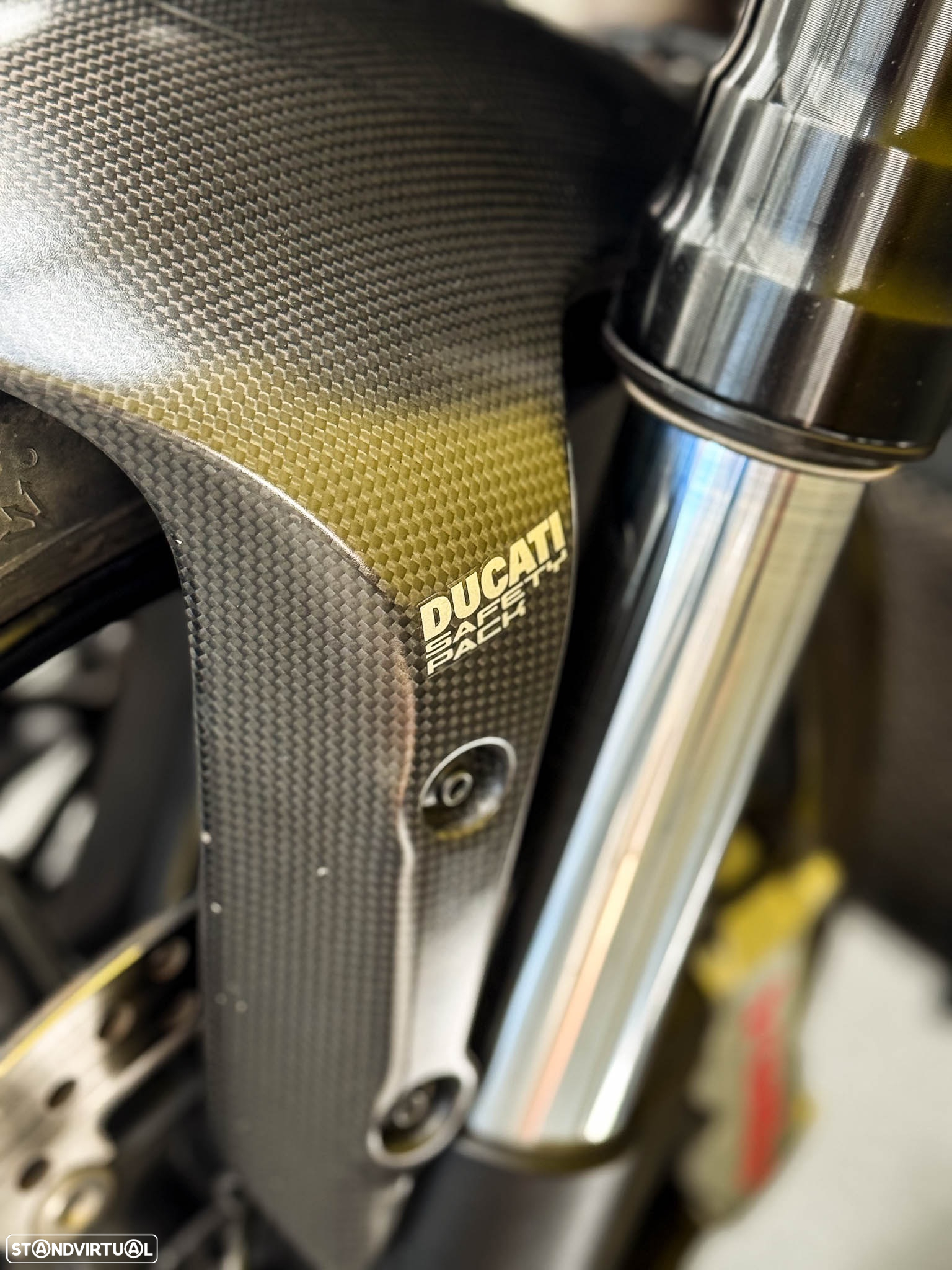 Ducati Diavel Carbon - 16