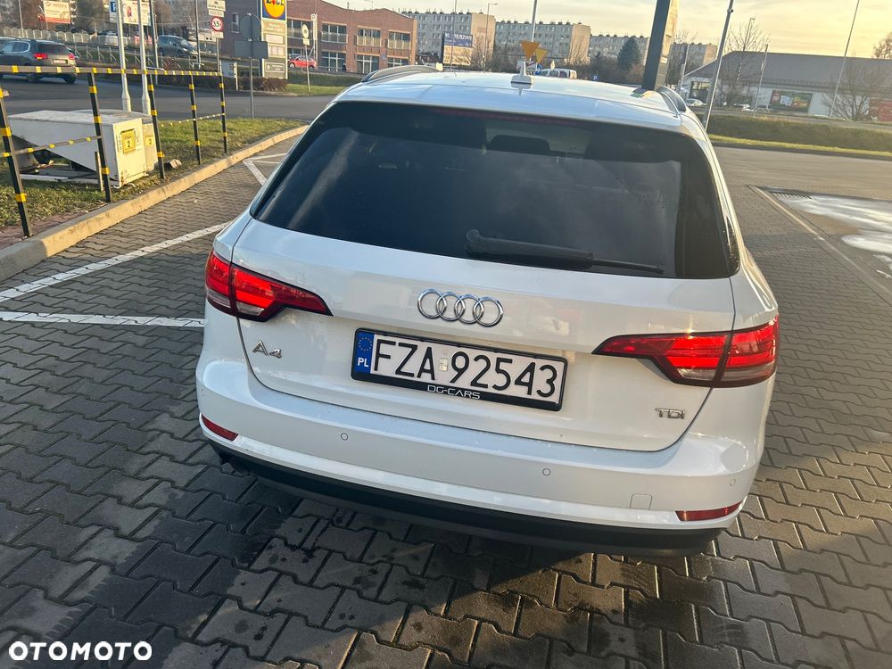 Audi A4 Avant 2.0 TDI S tronic - 13