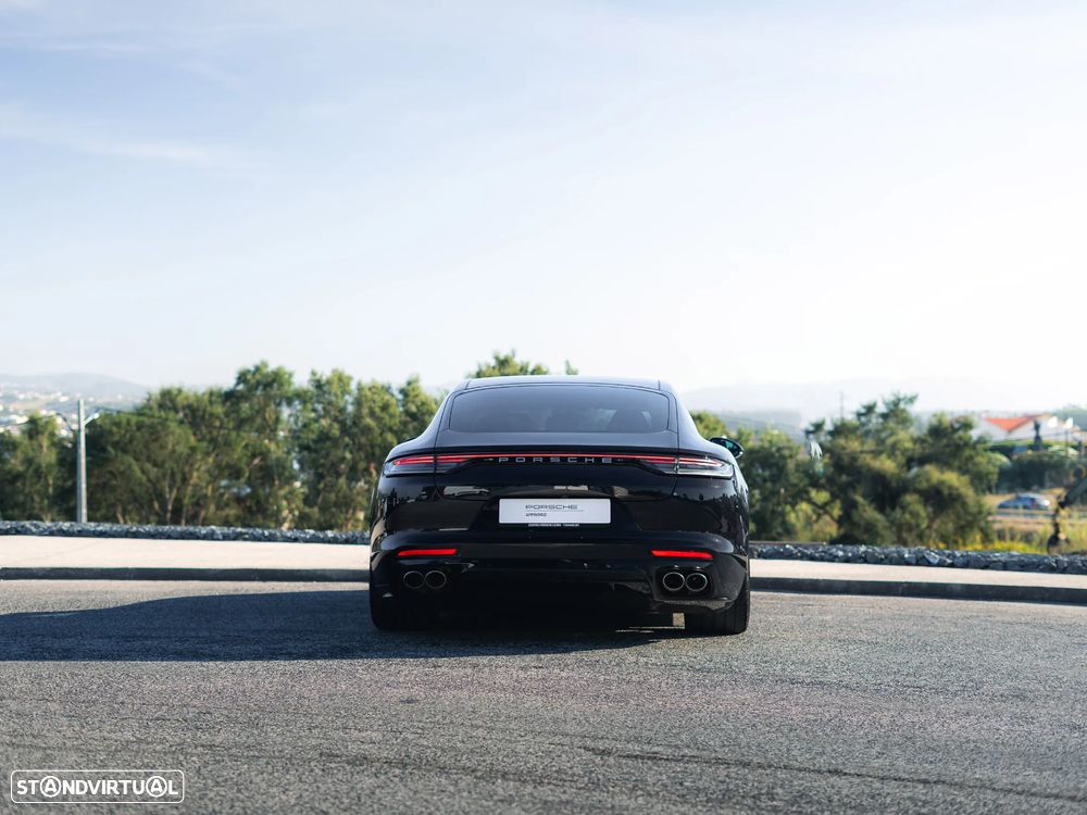 Porsche Panamera 4 E-Hybrid - 7