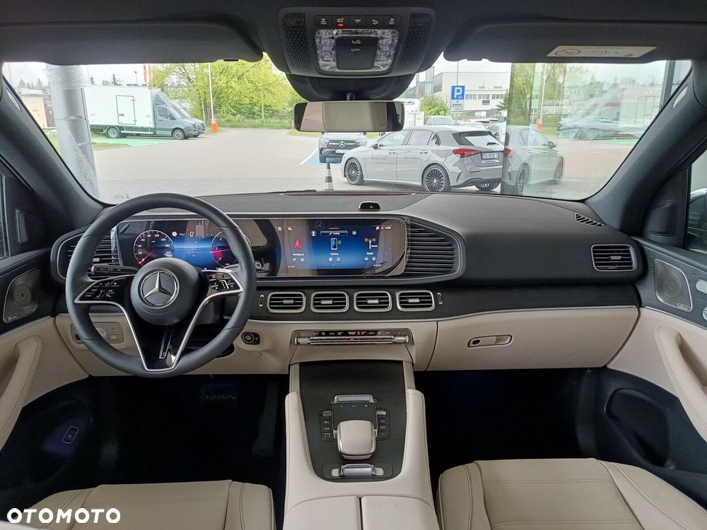 Mercedes-Benz GLE - 10