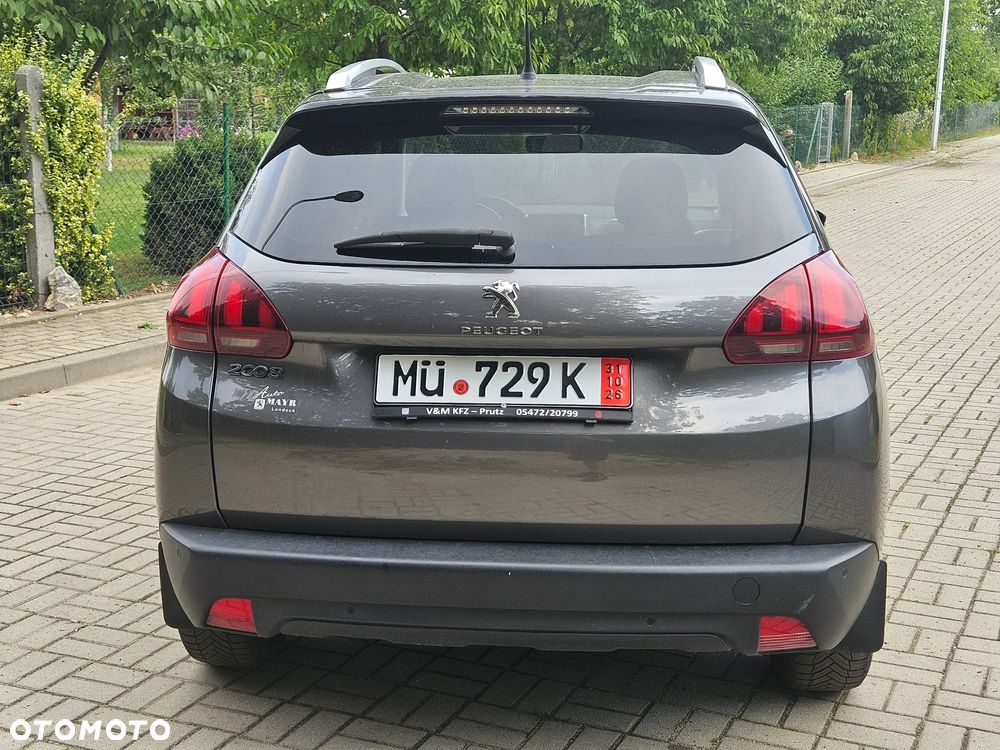 Peugeot 2008 1.6 BlueHDi Style - 21