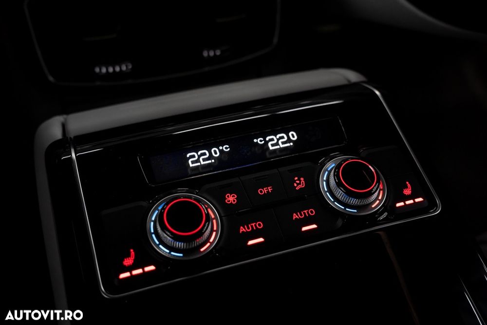Audi S8 Plus 4.0 TFSI quattro Tiptronic - 16