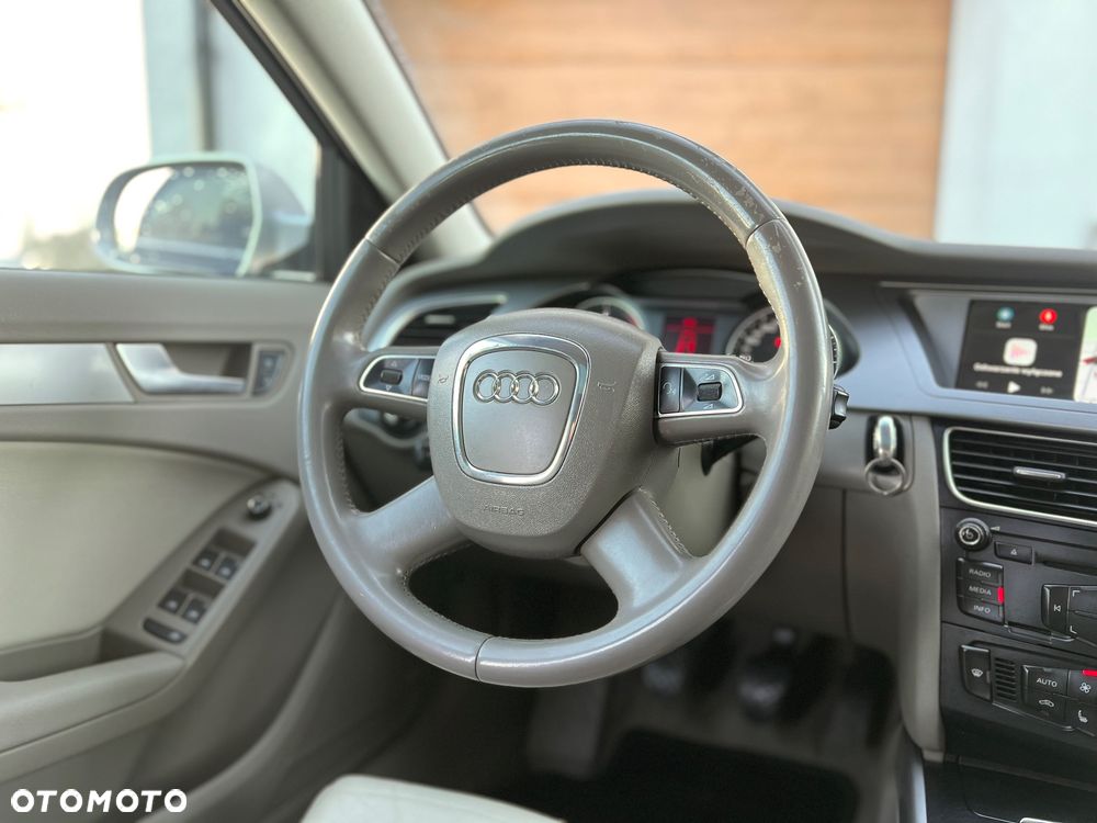 Audi A4 Avant 2.0 TDI e DPF S line Sportpaket - 9