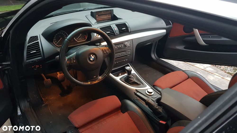 BMW Seria 1 123d - 6