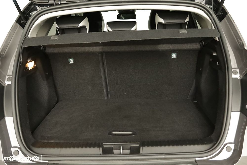 Renault Captur 1.0 TCe Techno Bi-Fuel - 23