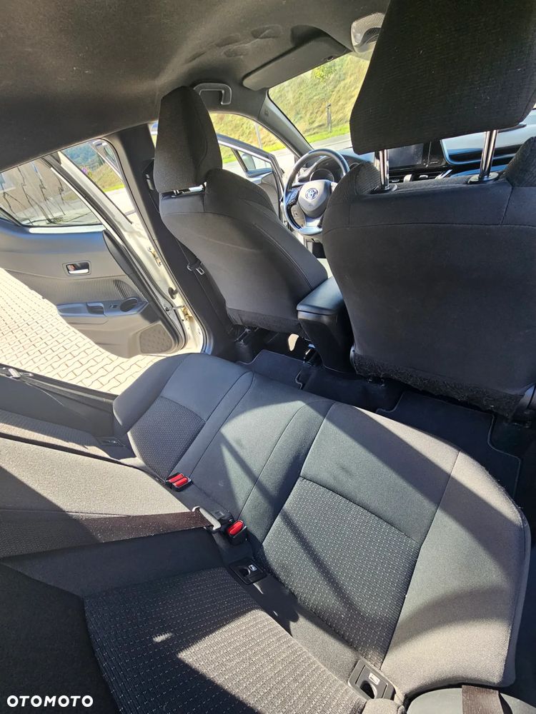Toyota C-HR 1.8 Hybrid Premium - 12