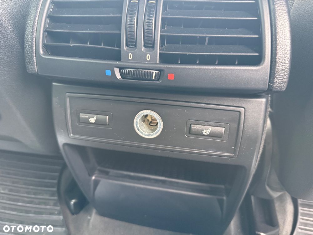 BMW X6 - 24
