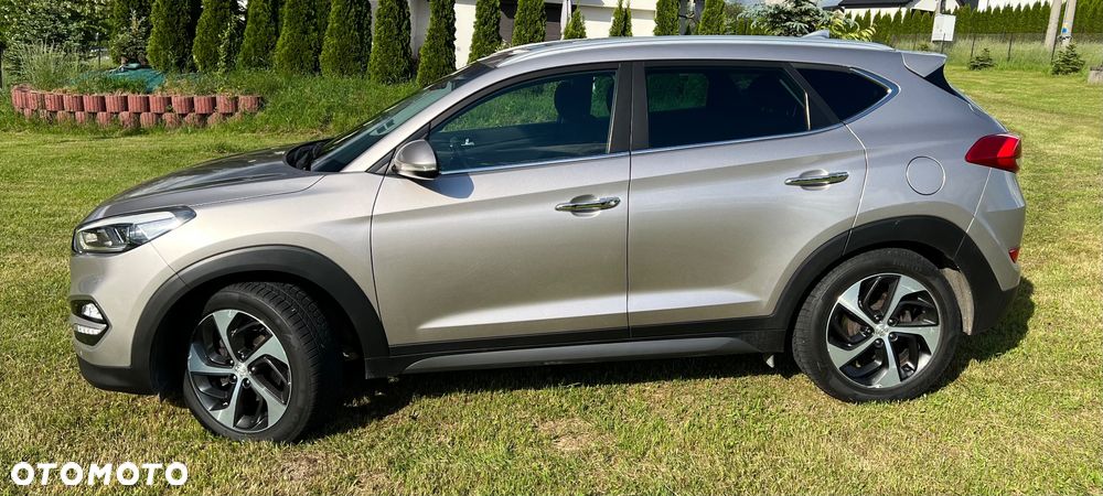 Hyundai Tucson 1.7 CRDI BlueDrive Style 2WD - 4