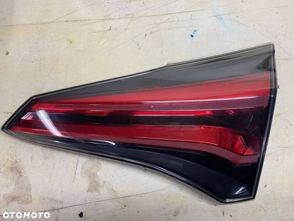 TOYOTA RAV-4 | RAV4 IV LIFT LAMPA TYL PRAWA 81580- 42031 - 1