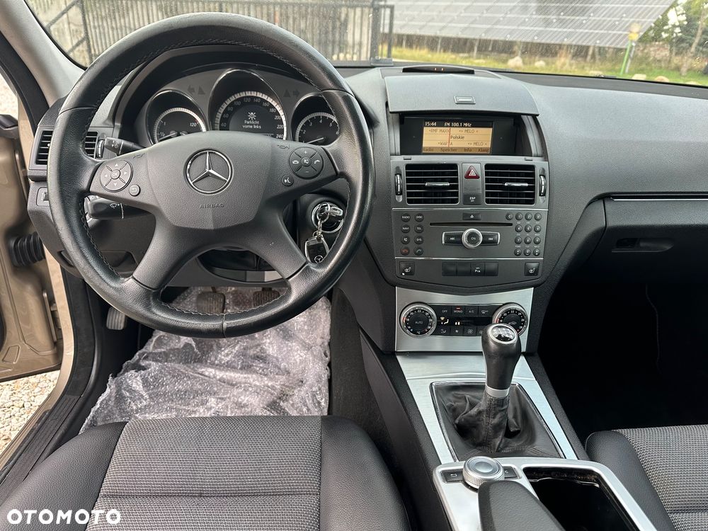 Mercedes-Benz Klasa C 180 Kompressor BlueEFFICIENCY Elegance - 12