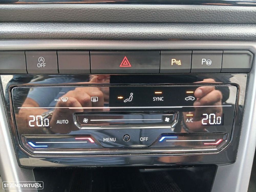 VW T-Roc 1.0 TSI Urban - 27