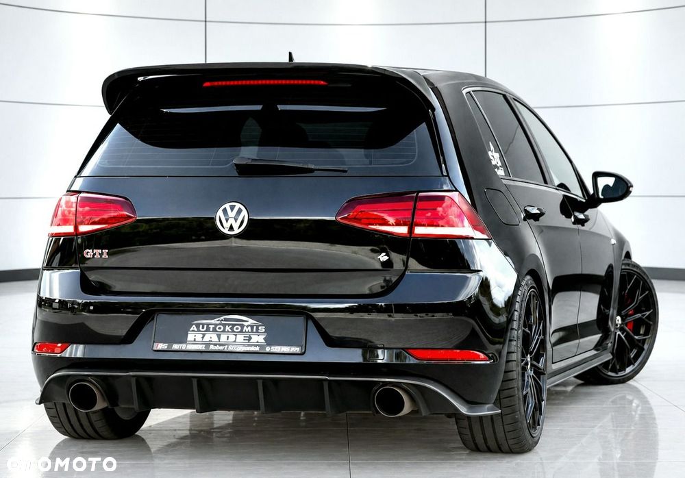 Volkswagen Golf - 7