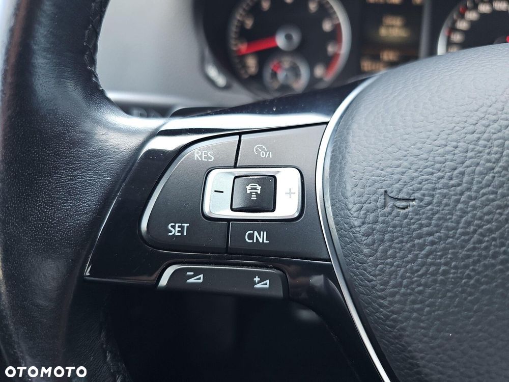 Volkswagen Sharan - 18