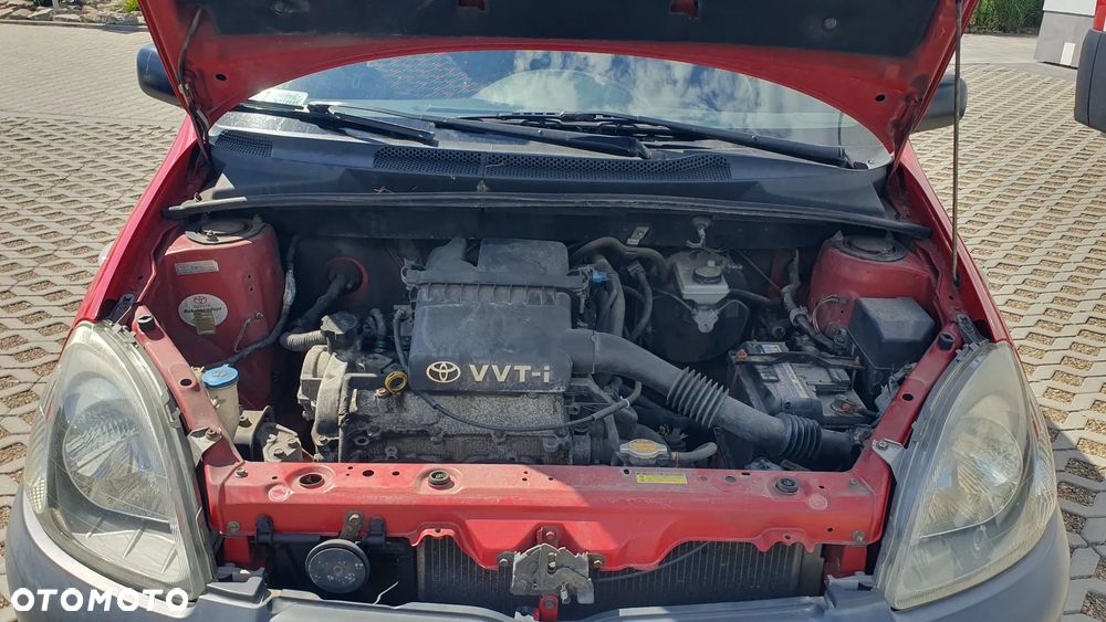 Toyota Yaris 1.0 Base - 7