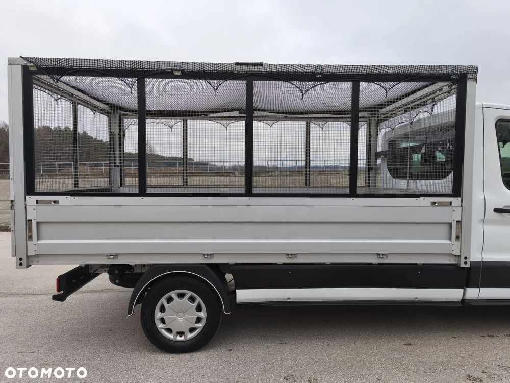 Ford Transit - 18
