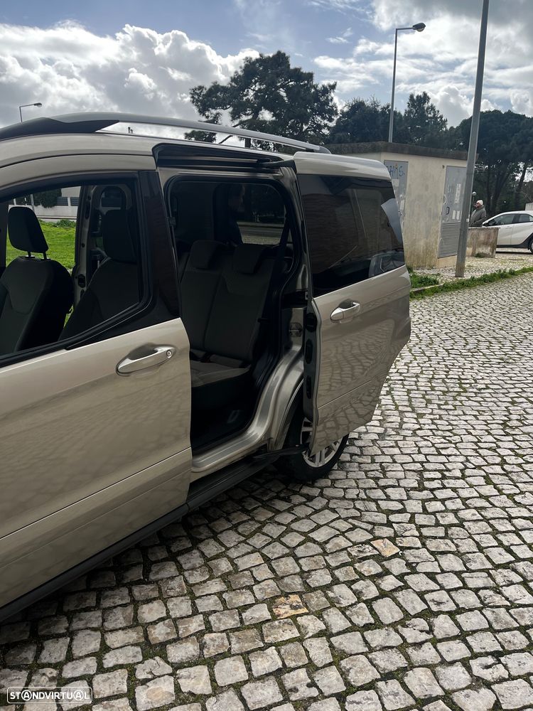Ford Tourneo Courier 1.6 TDCi Titanium - 8