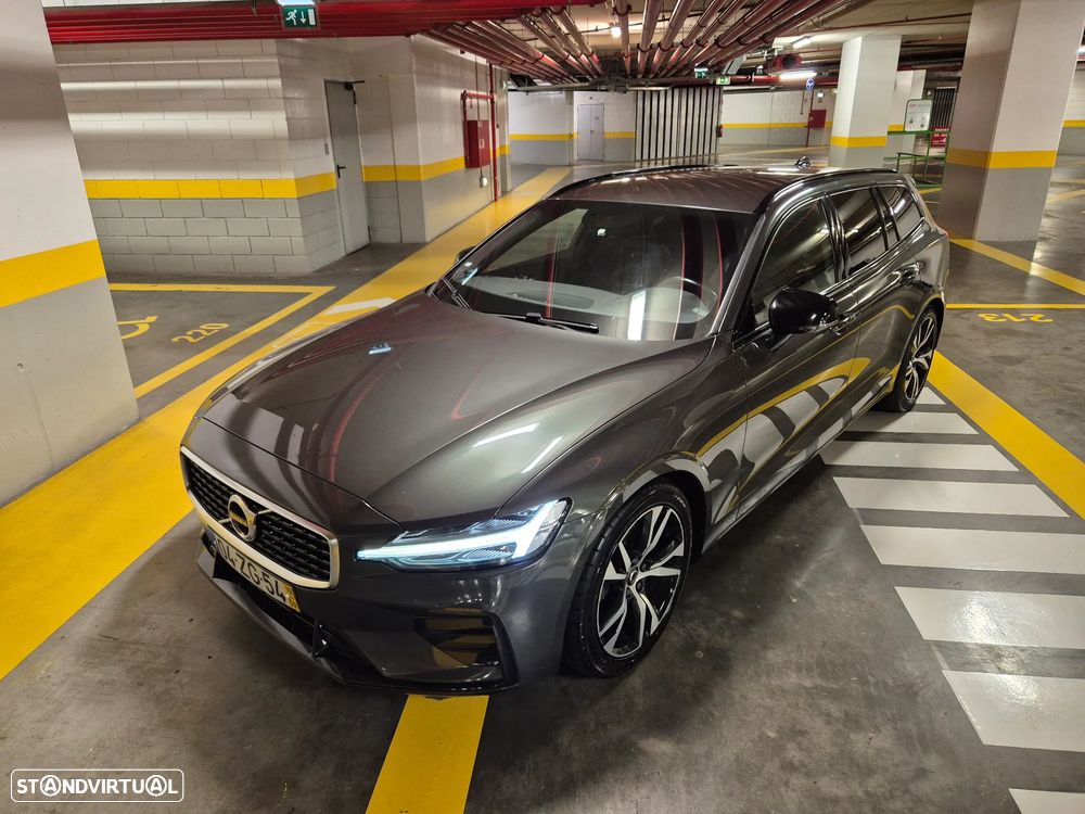 Volvo V60 2.0 D3 R-Design Geartronic - 4