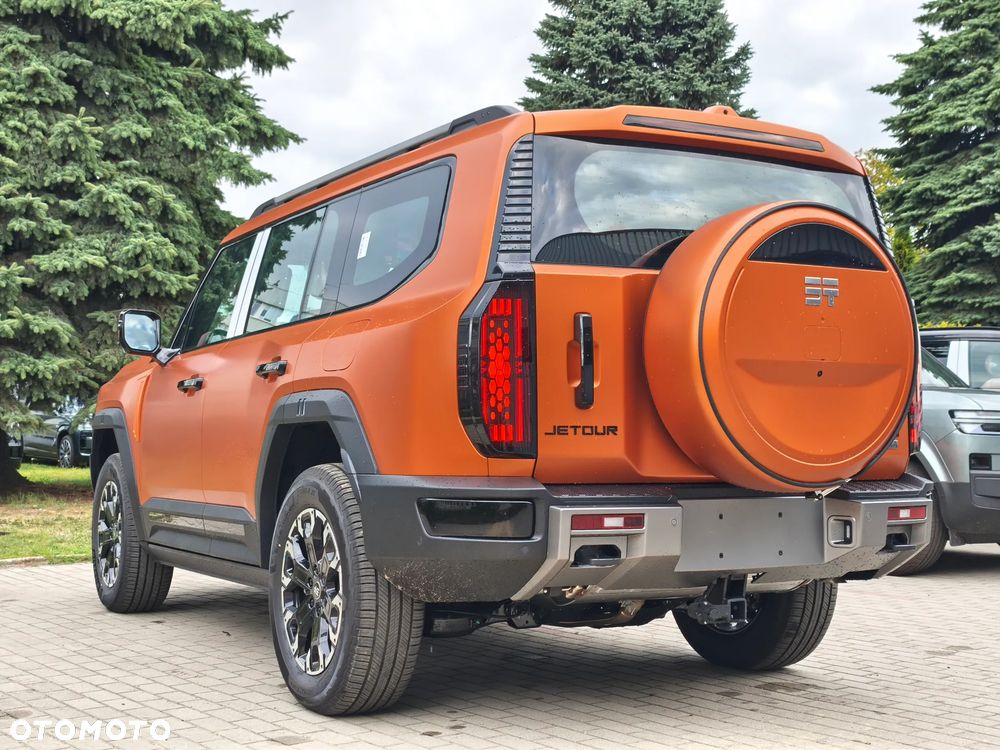 Jetour G700 - 9