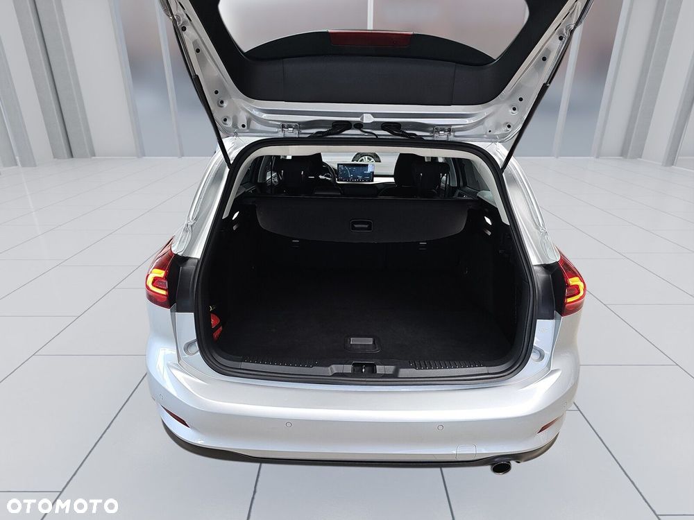 Ford Focus 1.0 EcoBoost Titanium - 25