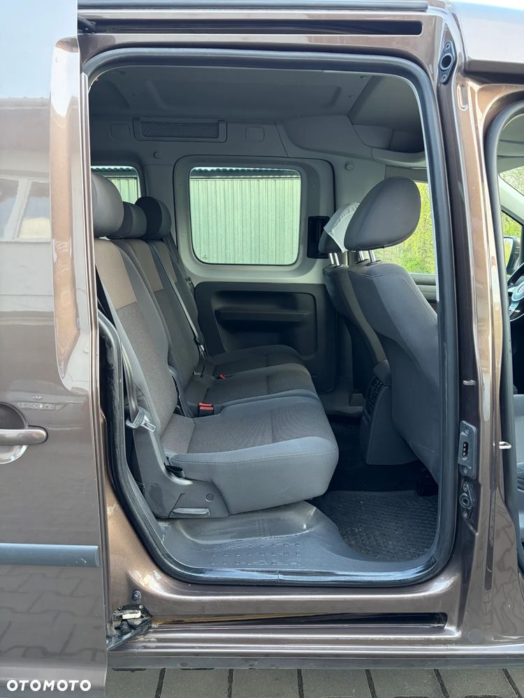 Volkswagen Caddy Comfortline - 8