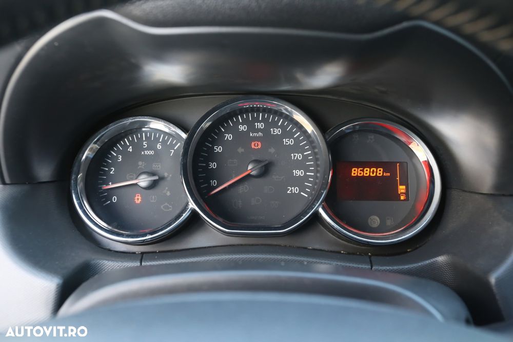 Dacia Duster 1.5 dCi 4x2 Prestige - 21