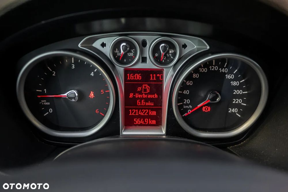 Ford Kuga 2.0 TDCi 4x4 Titanium - 30