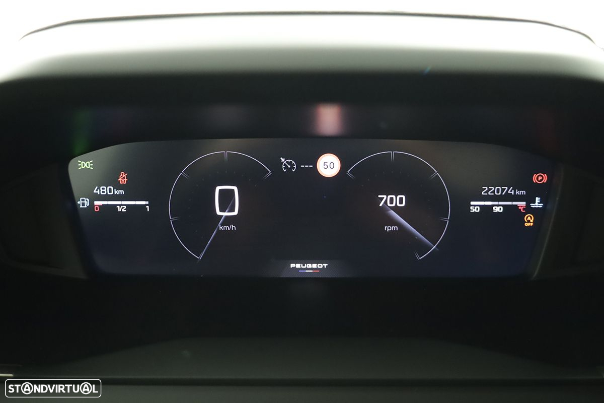 Peugeot 2008 1.2 PureTech Allure - 17