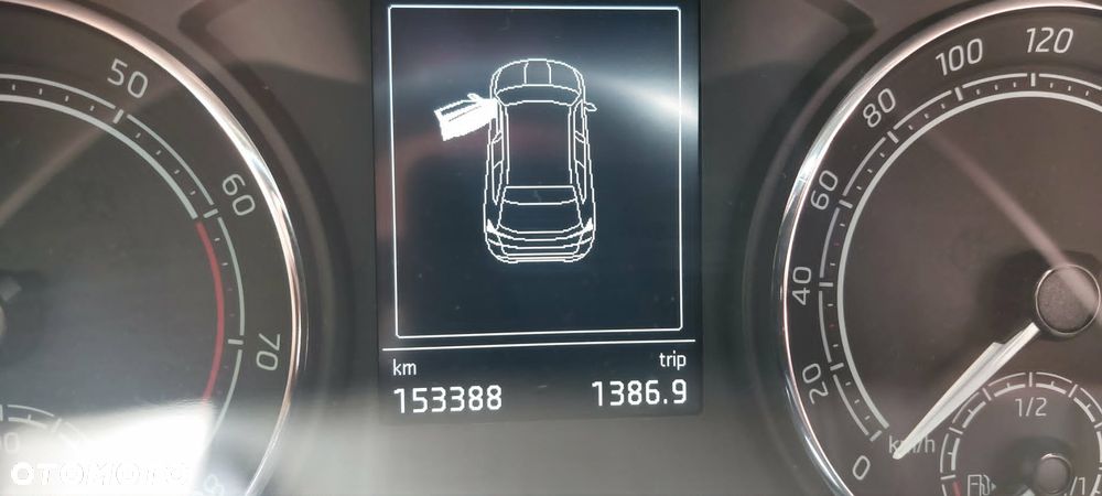 Skoda Kamiq 1.0 TSI Ambition DSG - 9