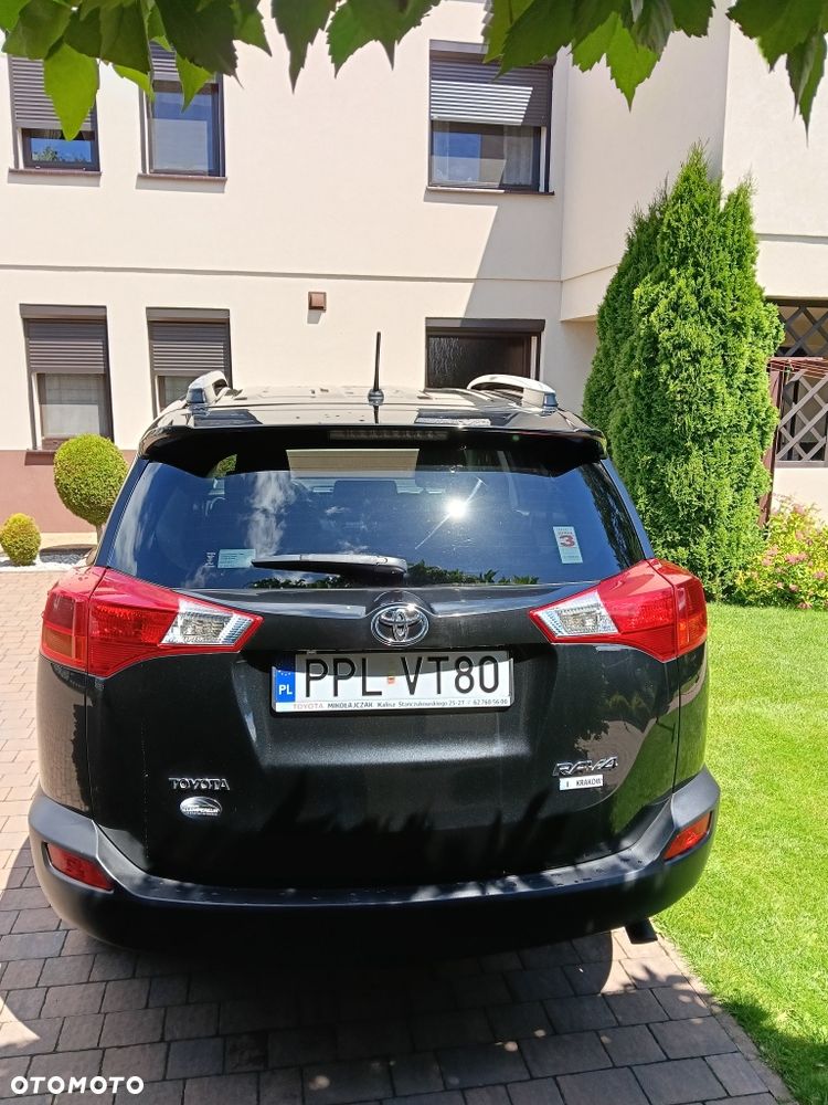 Toyota RAV4 - 6