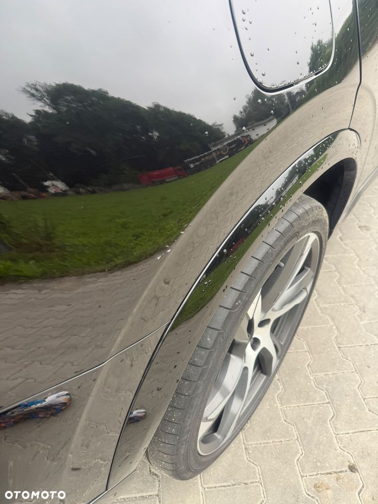 Volvo XC 90 B5 D AWD R-Design 7os - 23
