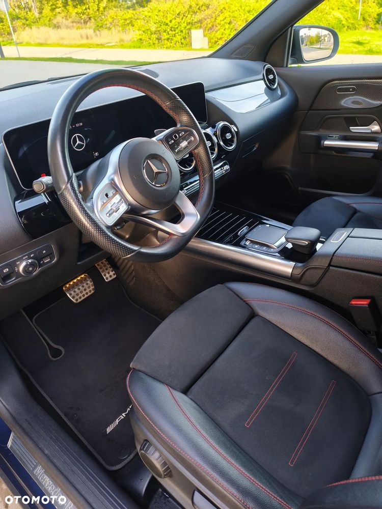 Mercedes-Benz GLA 200 AMG Line - 9