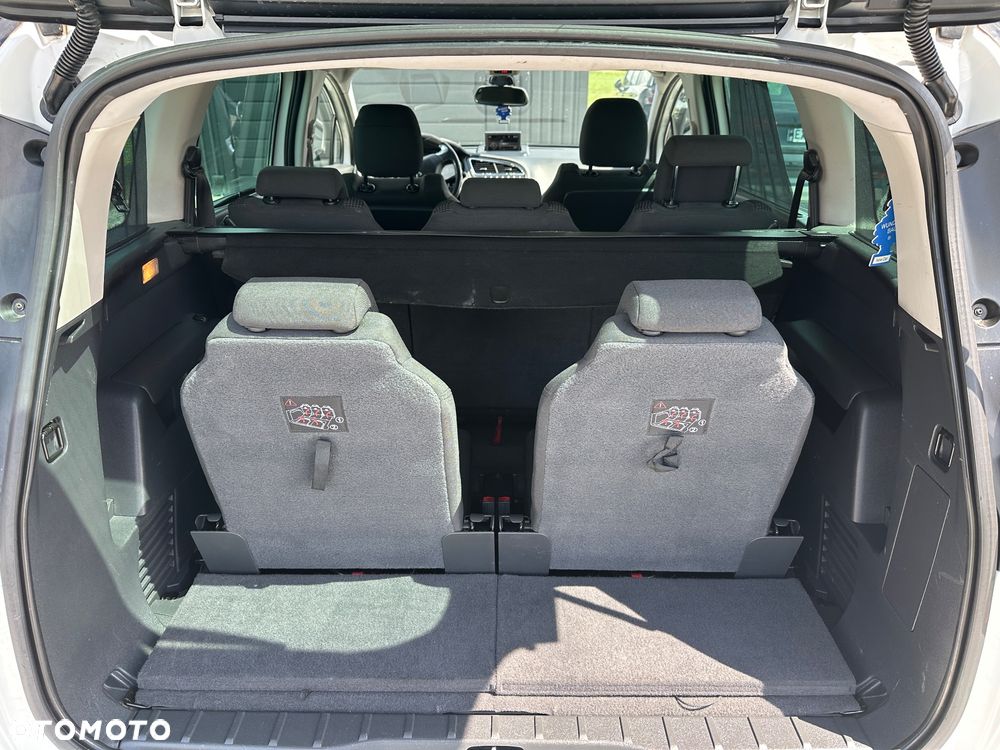 Peugeot 5008 BlueHDI 150 Stop & Start Allure - 23
