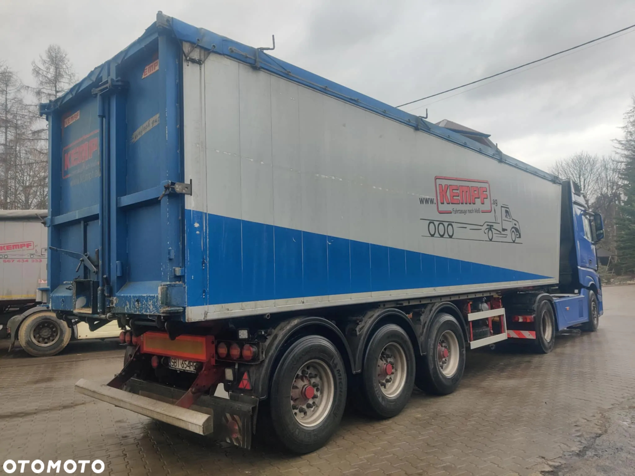 Mercedes-Benz Actros - 5