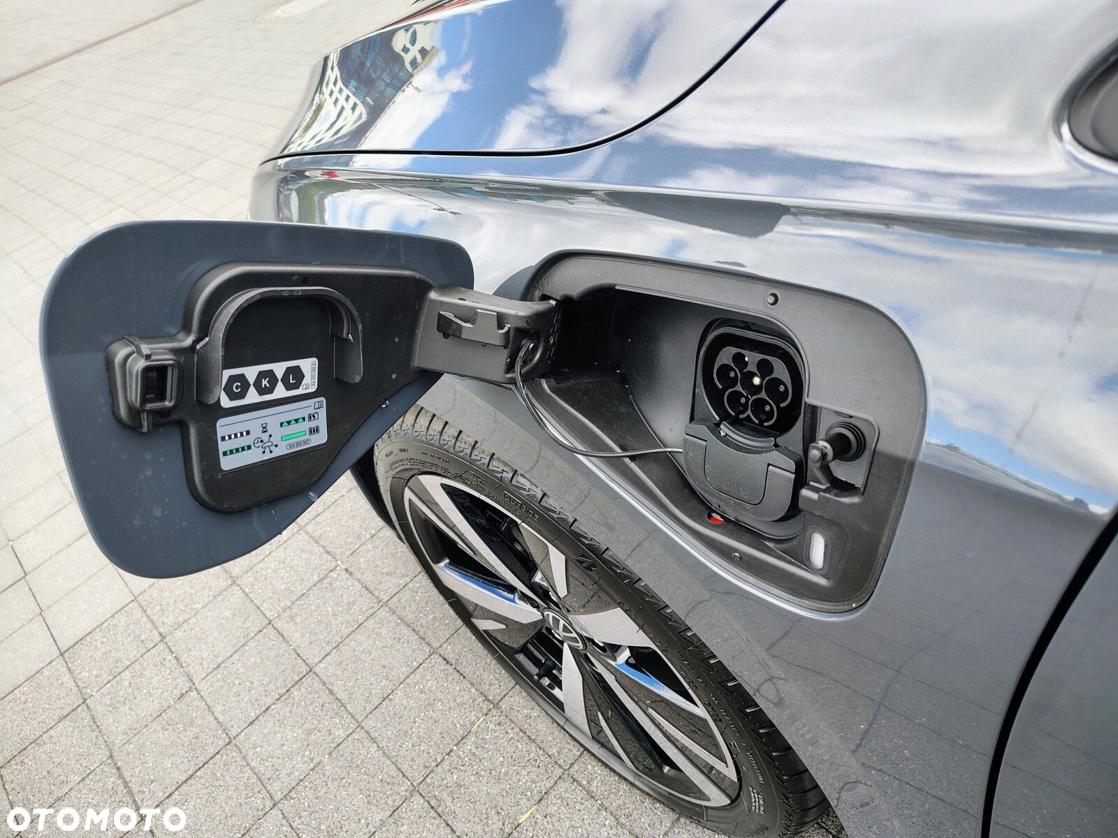 Volkswagen Golf - 9