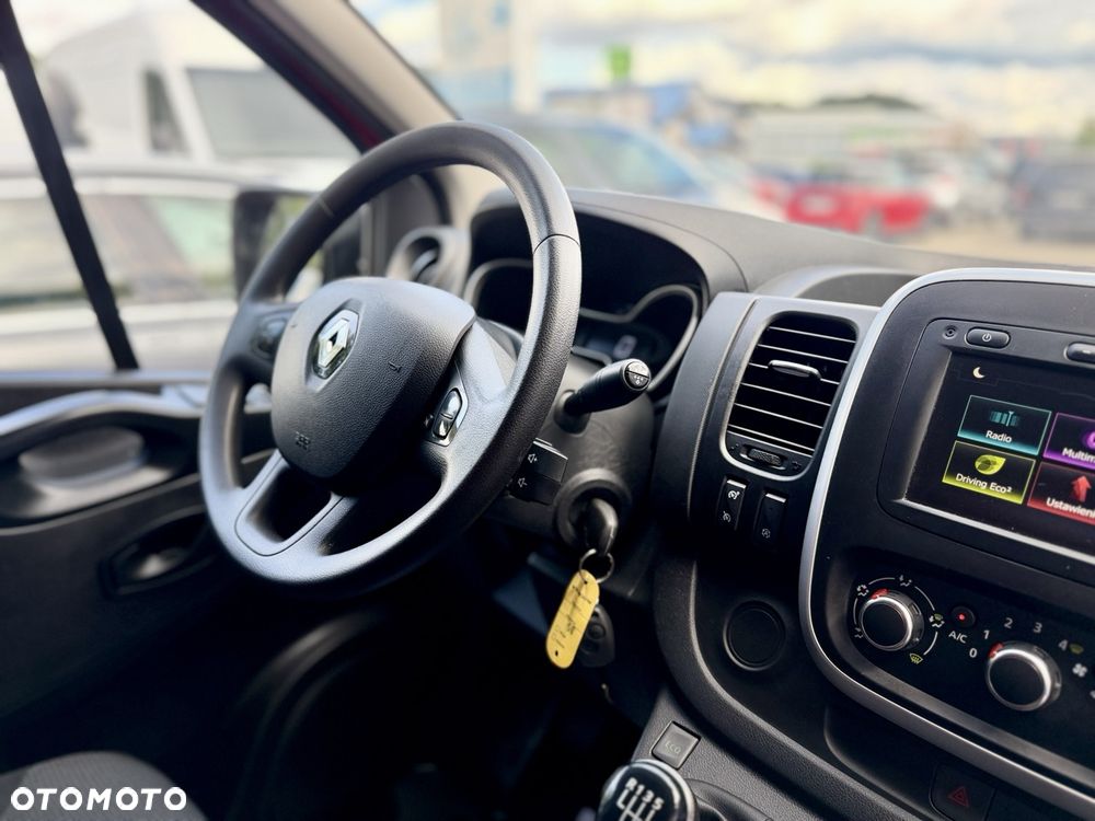 Renault Trafic - 19