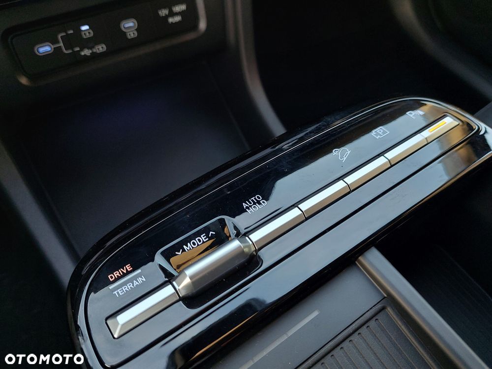 Hyundai Tucson 1.6 T-GDi HEV Executive 2WD - 17