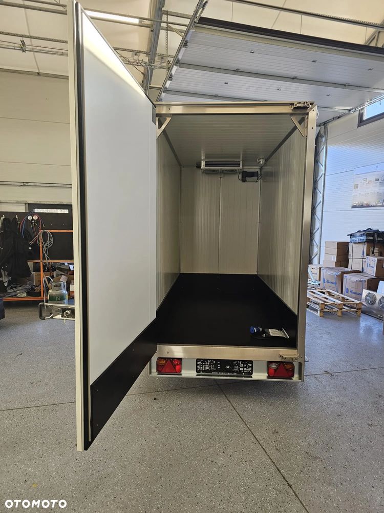 Esselmann FT 2 chłodnia izoterma furgon chłodniczy - 11