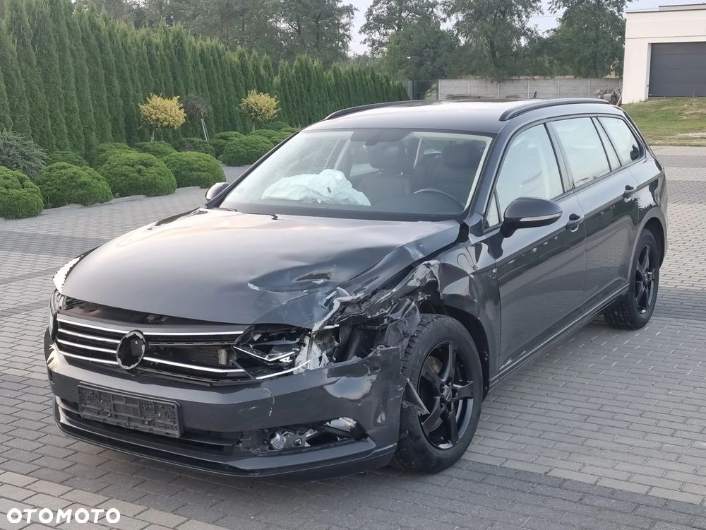 Volkswagen Passat Variant 2.0 TDI SCR DSG - 3