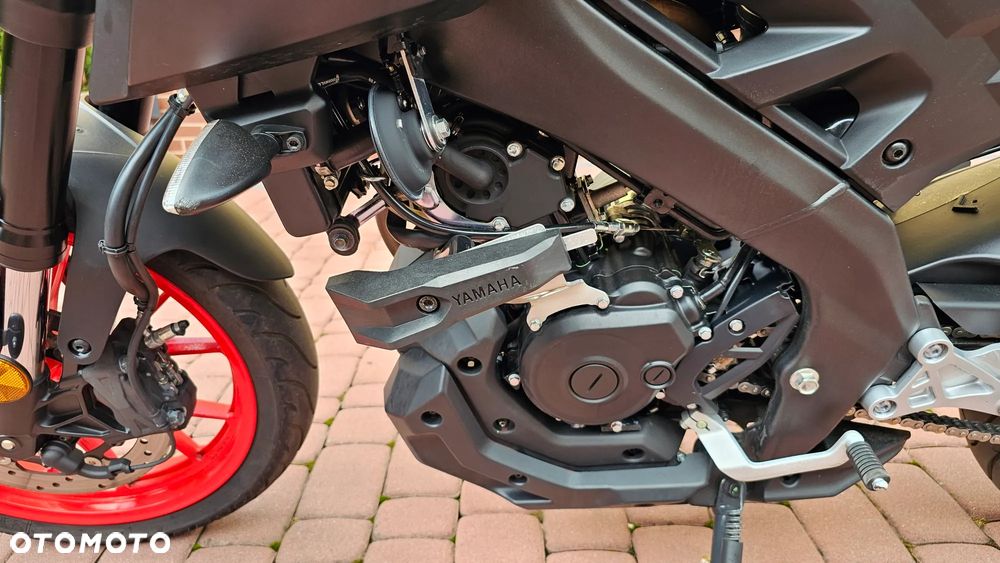 Yamaha MT - 15