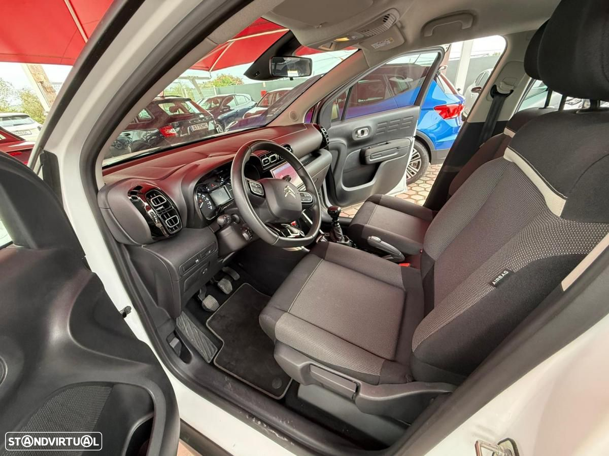 Citroën C3 1.2 PureTech Shine - 19