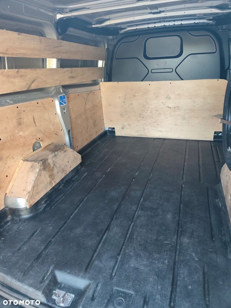 Ford Transit Custom - 23