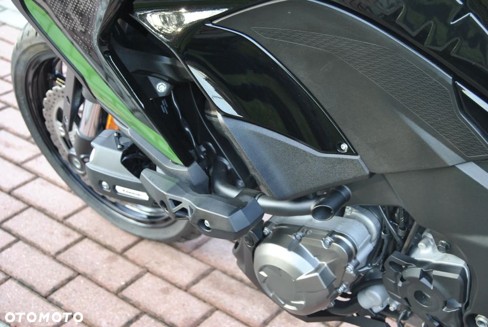Kawasaki Versys 1000 - 8