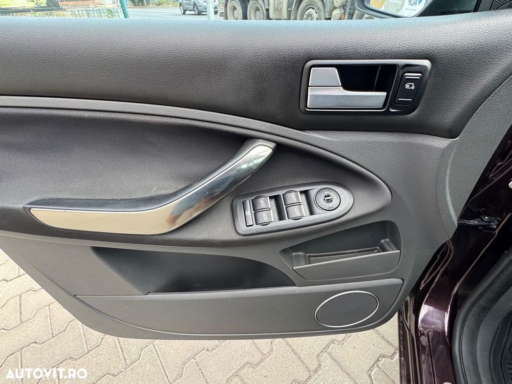 Ford C-Max - 20