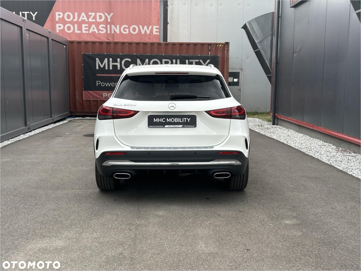 Mercedes-Benz GLA 200 d AMG Line - 14